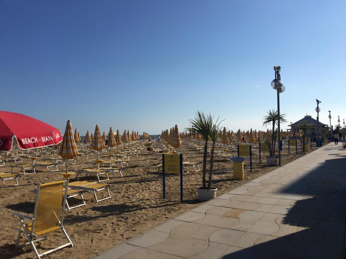 Appartamento Dalmazia 10 Lido di Jesolo Exterior foto